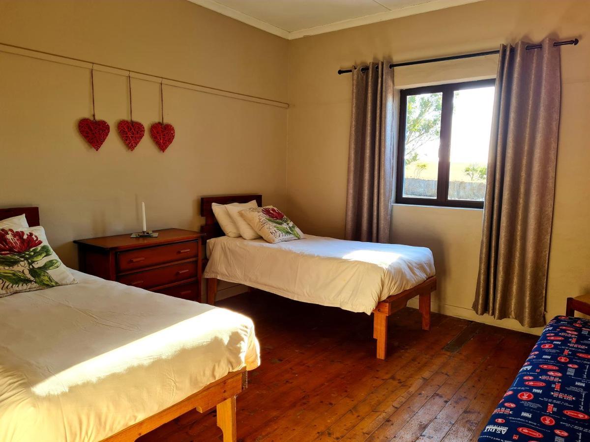 Cloeteskraal Die Blouhuis Farmhouse Retreat With A Hot Tub מראה חיצוני תמונה